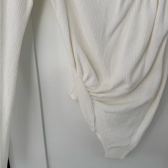 FREE PEOPLE On A Cloud Bodysuit Ivory Hippie Boho Bell Sleeve - Picture 9 of 9